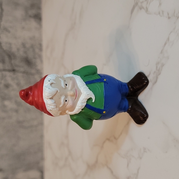 Vintage Other - Becker & Mayer ! Quirk Gnome 2005 Figure Figurine 3 1/2" Statue gnome red hat